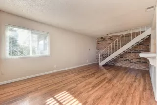 Photo #5: 221154637 Listing 
