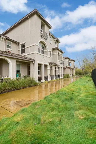 Photo #1: 221154807 Listing 