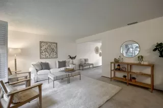 Photo #3: 221154946 Listing