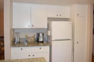 Photo #4: 221155398 Listing 