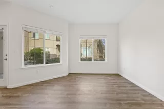 Photo #2: 221155707 Listing