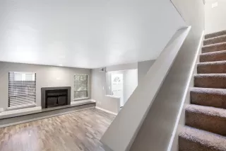 Photo #2: 221155713 Listing