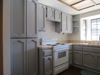 Photo #5: 221156042 Listing