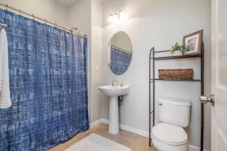 Photo #4: 222000081 Listing
