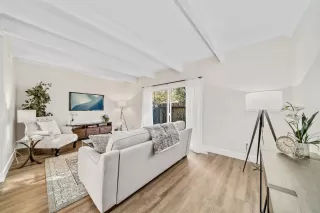 Photo #6: 222000115 Listing 