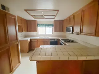 Photo #4: 222000345 Listing