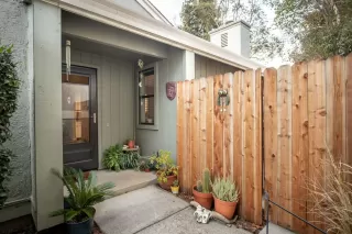 Photo #1: 222000530 Listing