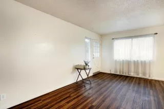 Photo #6: 222000584 Listing