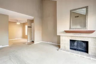 Photo #5: 222000735 Listing
