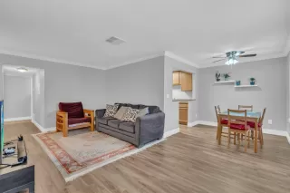 Photo #3: 222001073 Listing