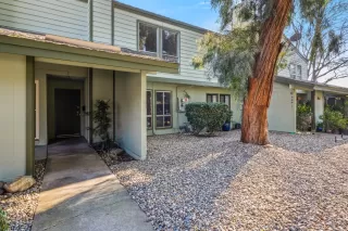 Photo #4: 222001370 Listing