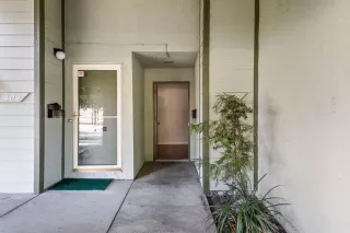 Photo #5: 222001370 Listing