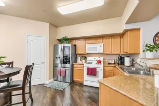 Photo #6: 222001494 Listing 