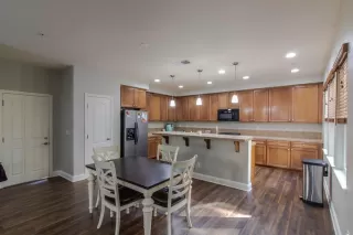 Photo #2: 222002054 Listing