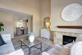 Photo #2: 222002058 Listing