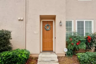 Photo #2: 222002422 Listing