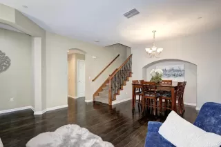 Photo #4: 222002422 Listing