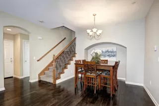 Photo #5: 222002422 Listing