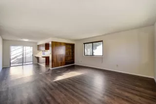 Photo #5: 222002605 Listing