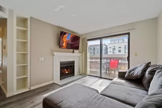 Photo #1: 222002674 Listing 
