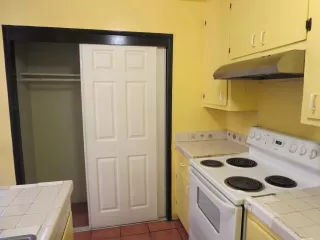 Photo #3: 222002799 Listing