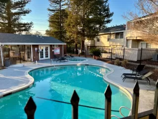 Photo #1: 222002890 Listing