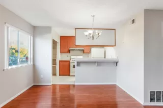 Photo #3: 222003036 Listing 