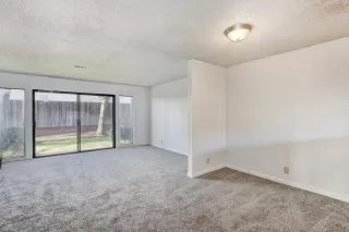 Photo #4: 222003106 Listing