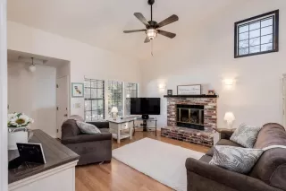 Photo #2: 222003638 Listing 