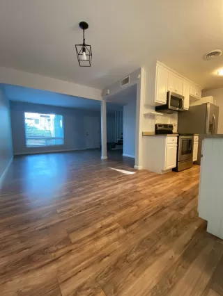 Photo #3: 222003718 Listing 