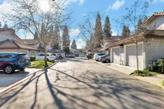 Photo #3: 222003965 Listing