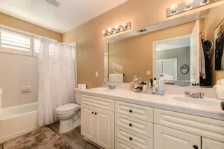 Photo #3: 222004227 Listing 