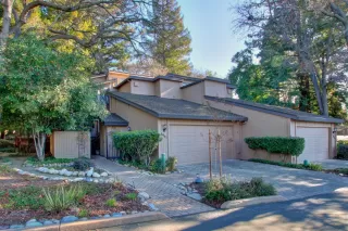 Photo #1: 222005280 Listing