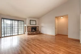 Photo #3: 222005373 Listing