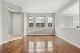 Photo #2: 222005409 Listing