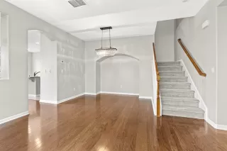 Photo #3: 222005409 Listing