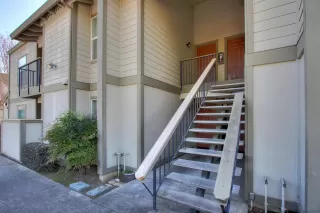 Photo #1: 222005607 Listing