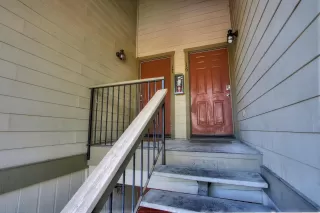 Photo #2: 222005607 Listing