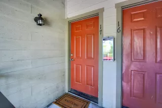 Photo #3: 222005607 Listing