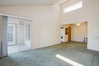 Photo #6: 222005607 Listing