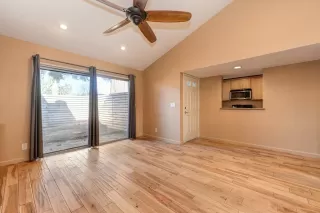 Photo #6: 222006131 Listing