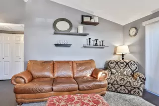 Photo #1: 222006959 Listing