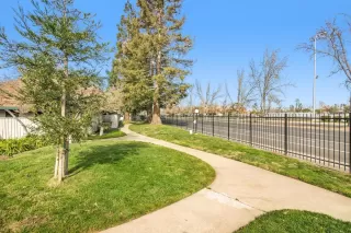 Photo #1: 222007015 Listing