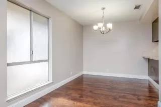 Photo #5: 222007015 Listing