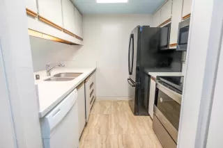 Photo #6: 222007015 Listing