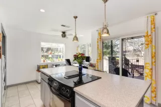 Photo #5: 222007045 Listing