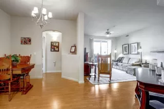 Photo #3: 222007652 Listing