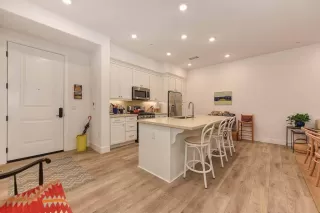 Photo #1: 222007721 Listing