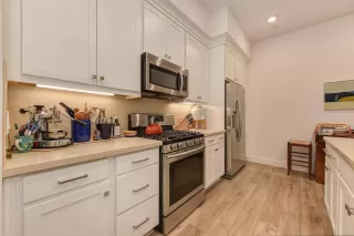 Photo #3: 222007721 Listing