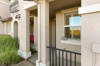 Photo #2: 222008925 Listing